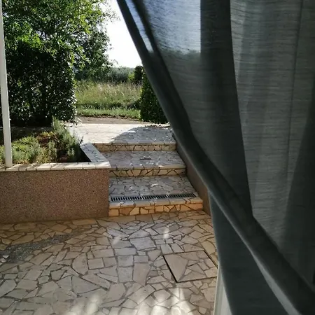 Apartament Kuca Moni