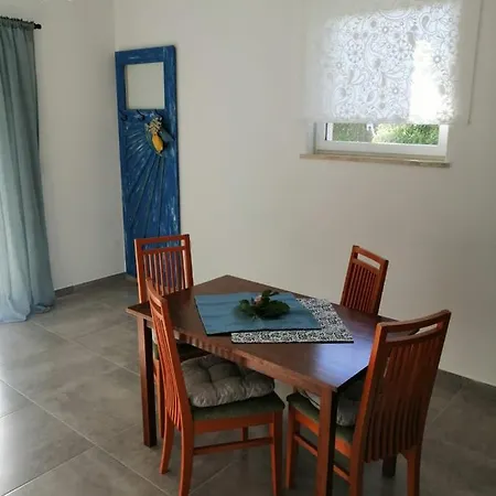 Apartman Kuca Moni