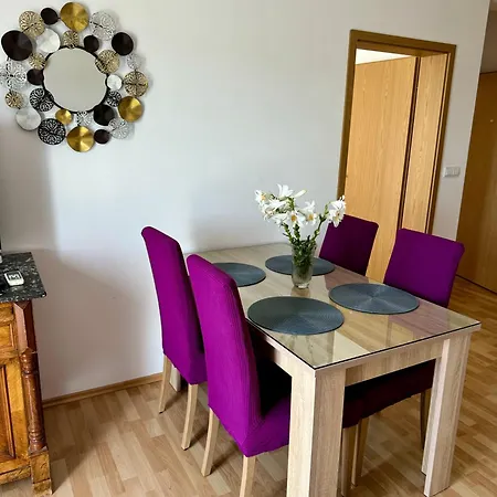 Apartament Kuca Moni *