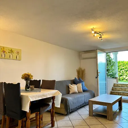 Kuca Moni Apartament Medulin