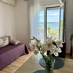Kuca Moni Apartamento *